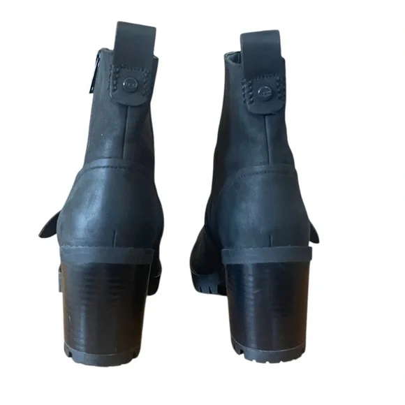 UGG “Fern” Moto waterproof buckle boots. Size 9 GUC - Picture 9 of 13